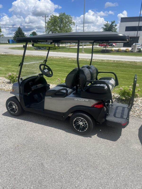 2018 electric Club Car Onward